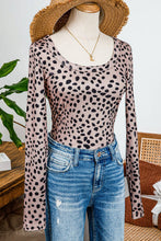 Leopard Long Sleeve Scoop Neck Slim Fit Bodysuit