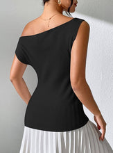 Casual One-Shoulder Sleeveless Knitted Top in Black