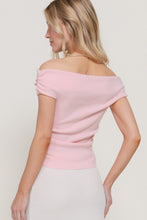 Shoulder Show Knit Top