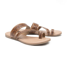 Point Ridge Sandals In Brown