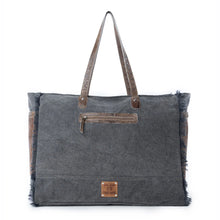Canyon Ridge Leather & Cowhide Weekender