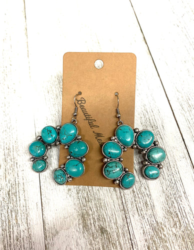 Faux Simple Naja Earrings