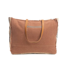Kaliko Hill Rug Weekender
