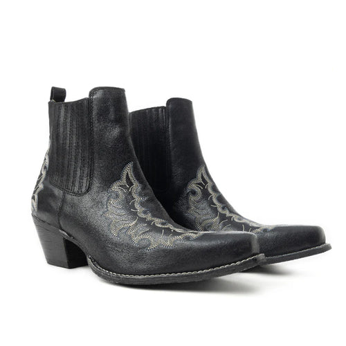 Darling Ranch Booties In Black