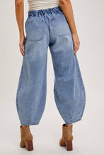 DENIM MID-WAIST DRAWSTRINGS BARREL JEANS LIGHT WASH