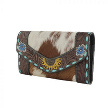 Sophisticated Decor Wallet