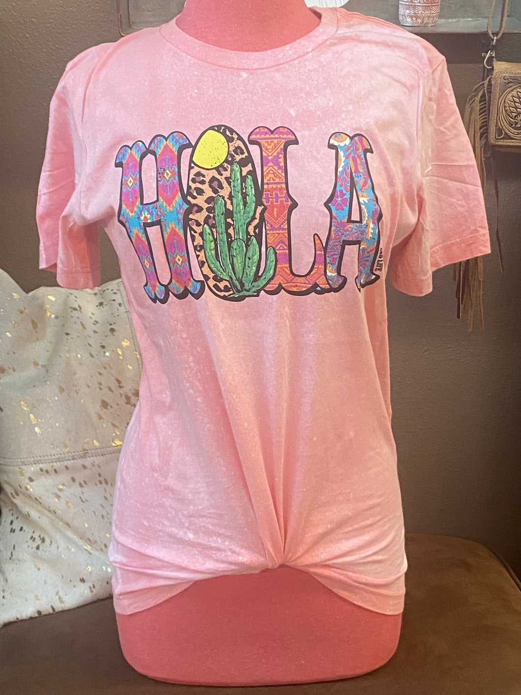 ‘Hola’ Graphic Bleach Tee