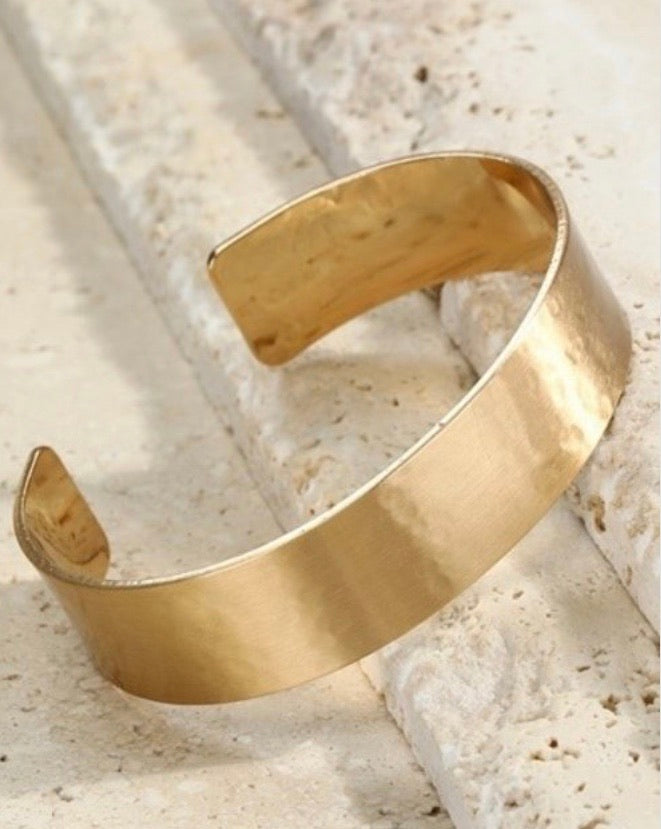 Solid Hammered Bangle